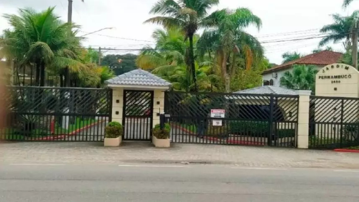 Imóvel faz parte do Condomínio Jardim Pernambuco I, próximo à praia de Balneário Mar Casado. /Foto: Divulgação