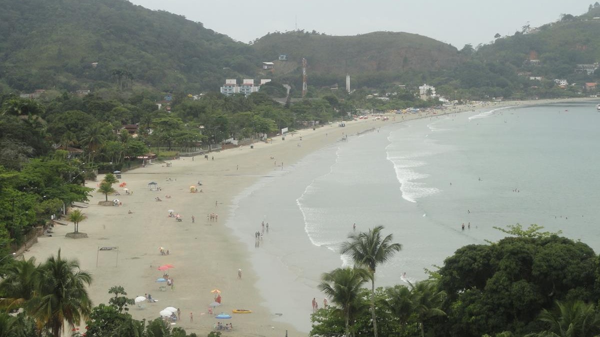 9. Enseada (Guarujá) - A maior praia do Guarujá, com mais de 5 km de extensão, é um dos principais pontos turísticos da região. Foto: Prefeitura de Ubatuba