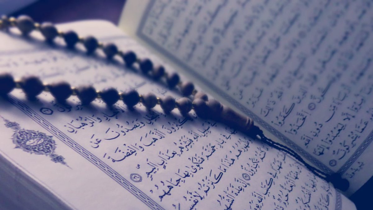 Os muçulmanos são incentivados a estudar mais a religião durante o Ramadã (Foto: Tayeb Mezahdia/Pexels)