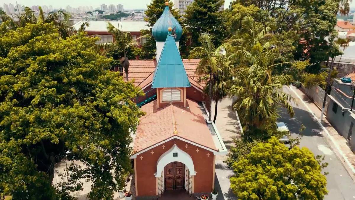Paróquia Ortodoxa Russa da Santíssima Trindade, na vizinha Vila Alpina. Foto: Reprodução/Youtube