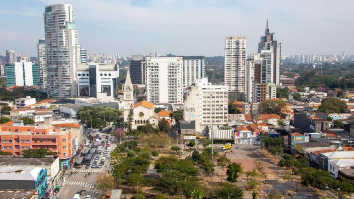 De acordo com o ranking da 4 Travel Advice Lovers, os municípios mais horrorosos do planeta estão em países subdesenvolvidos, assim como o Brasil. Entre os países em que essas cidades estão a lista mostra: Índia, Indonésia, Kangbashi, China e México - (Marcos Santos/USP Imagens)