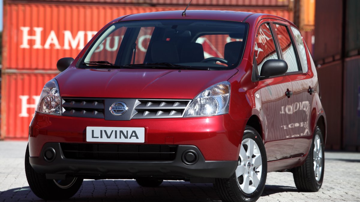 2- Nissan Livina