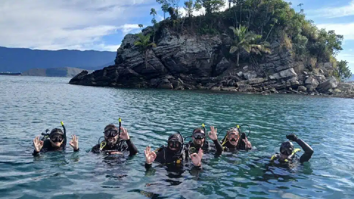 Batismo de mergulho não exige ser um mergulhador certificado. /Foto: Divulgação/Ilhabela