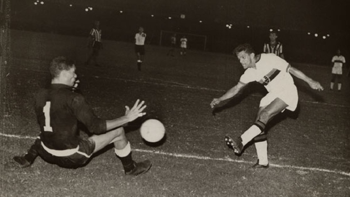 A estreia de Manga no time principal aconteceu em 1955, quando ele tinha apenas 18 anos. Foto: Wikimedia Commons