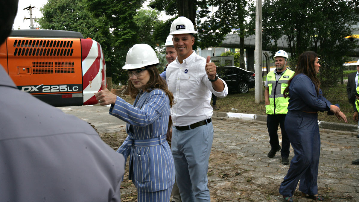 Deputada estadual Analice Fernandes e o prefeito de Taboão da Serra, Engenheiro Daniel. Fotos: Thiago Neme/Gazeta de S.Paulo