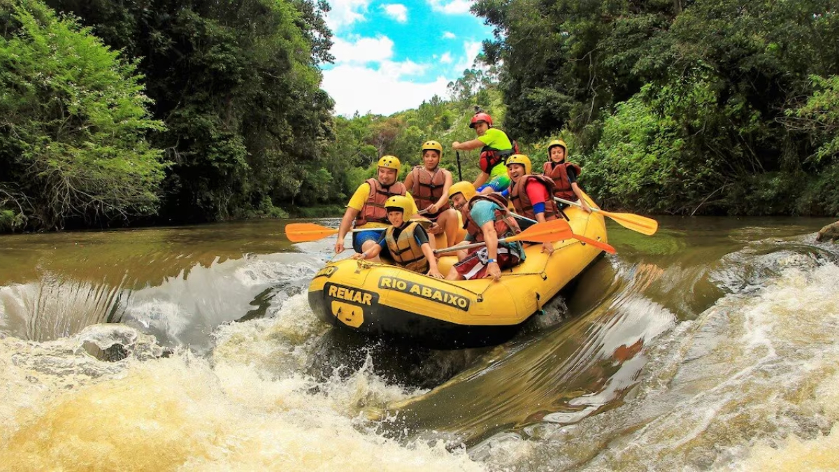 Rafting em Juquitiba é indicada para pessoas a partir de 6 anos. /Foto: Divulgação/Rio Abaixo