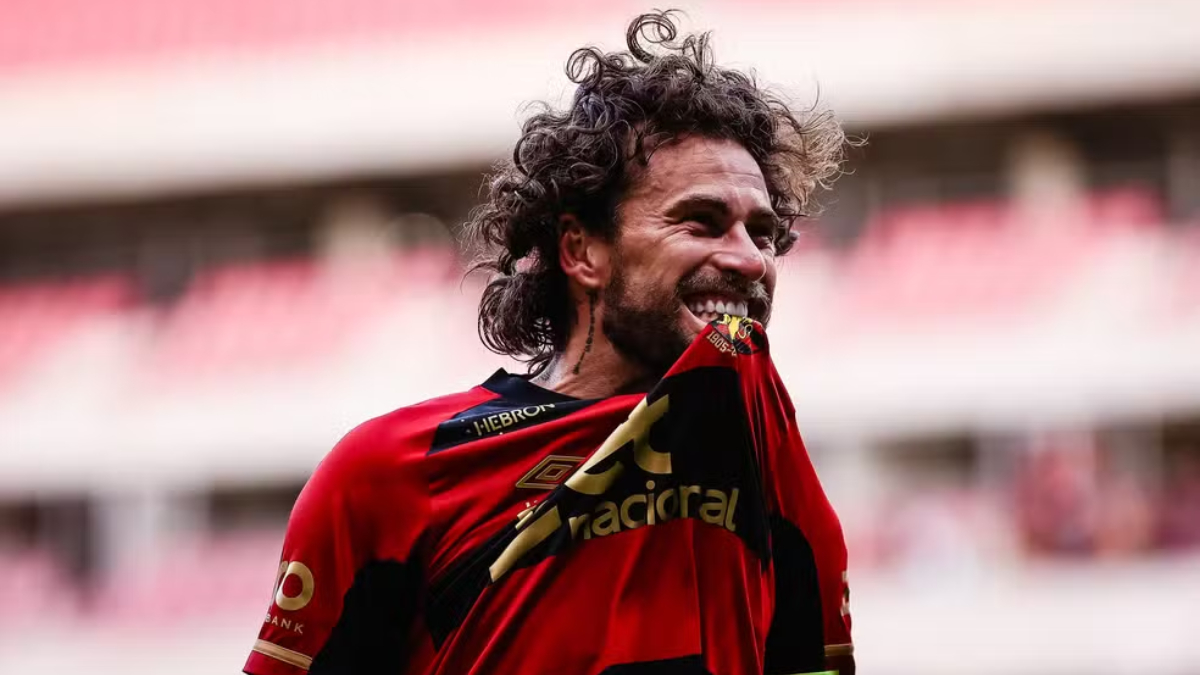 Lucas Lima disputou 110 partidas, marcou 12 gols e deu 19 assistências. /Foto: Paulo Paiva/Sport Club do Recife