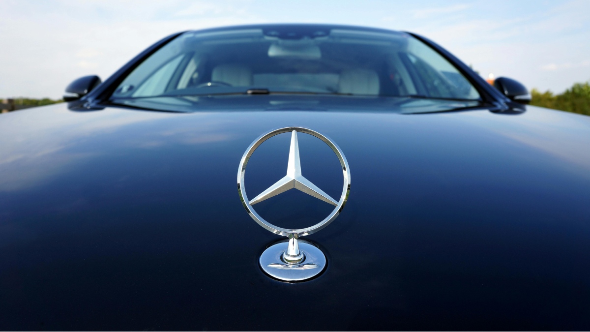 CLS é demoninação exclusiva da Mercedes-Benz. Imagem: Mike Bird/Pexels