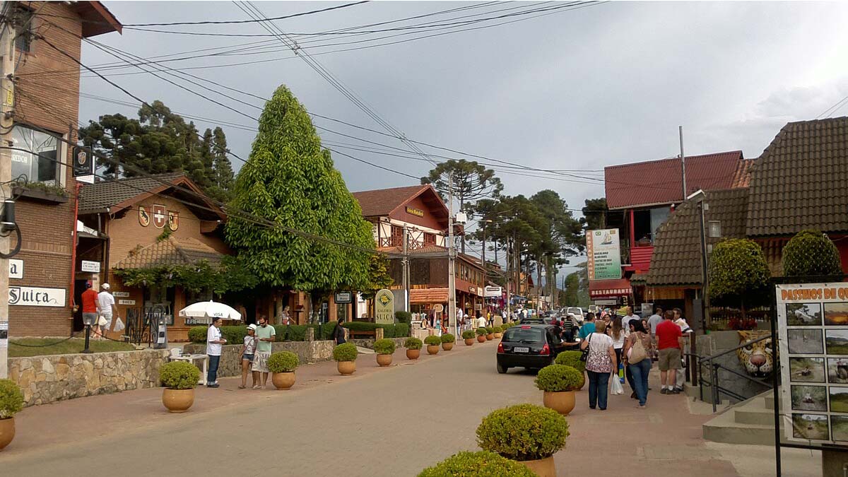 O outono é a estação ideal para visitar Monte Verde por quem busca tranquilidade - Foto: Msadp06/Wikimedia Commons