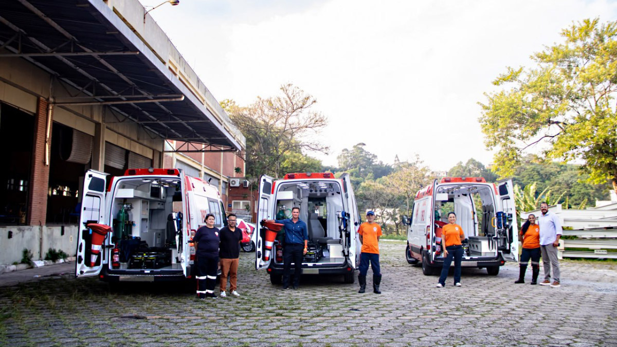 Prefeitura de Taboão da Serra recebeu nesta terça-feira (1/4) três novas ambulâncias para o Serviço de Atendimento Móvel de Urgência (Samu). Fotos: Ricardo Vaz/SECOM