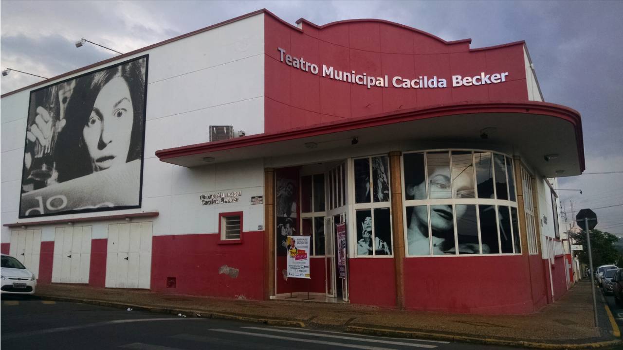 Teatro foi intitulado com o nome de Cacilda Becker, uma das maiores atrizes do teatro brasileiro. Foto: Divulgação