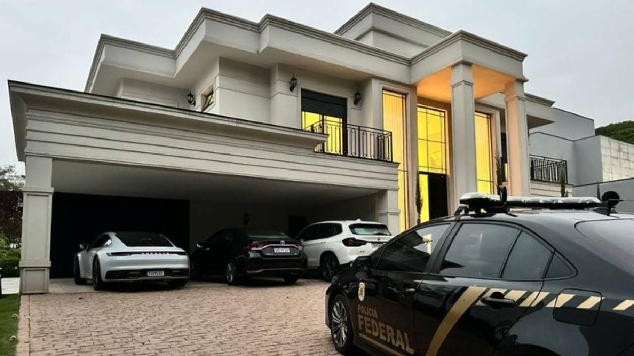 Mansão do prefeito Rodrigo Manga, de Sorocaba, foi alvo da Operação Copia e Cola da Polícia Federal. Foto: Polícia Federal