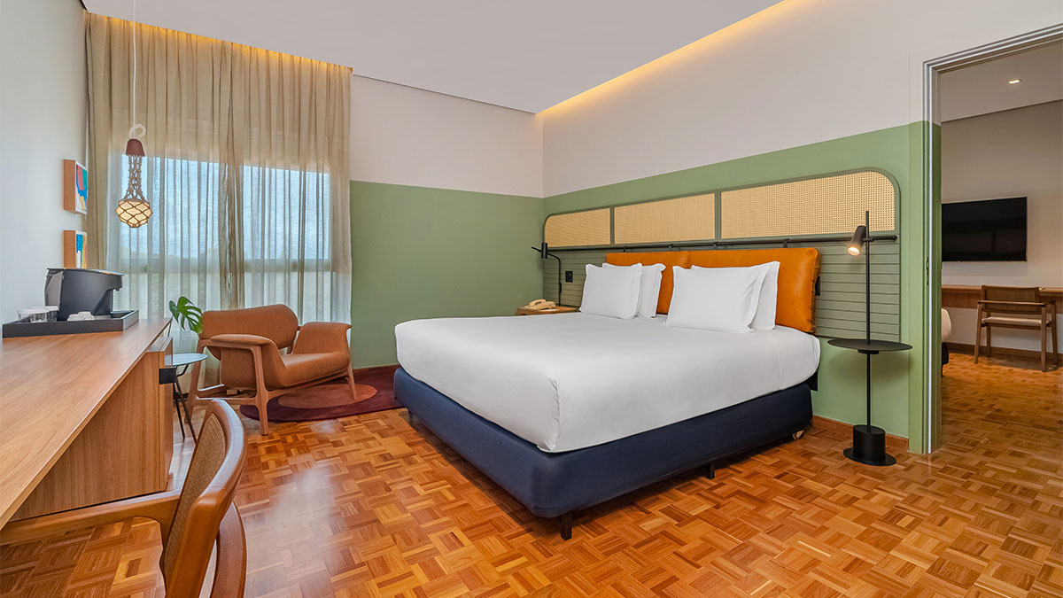 Todos os quartos possuem 32 m², com configuração de cama de casal ou duas camas de solteiro