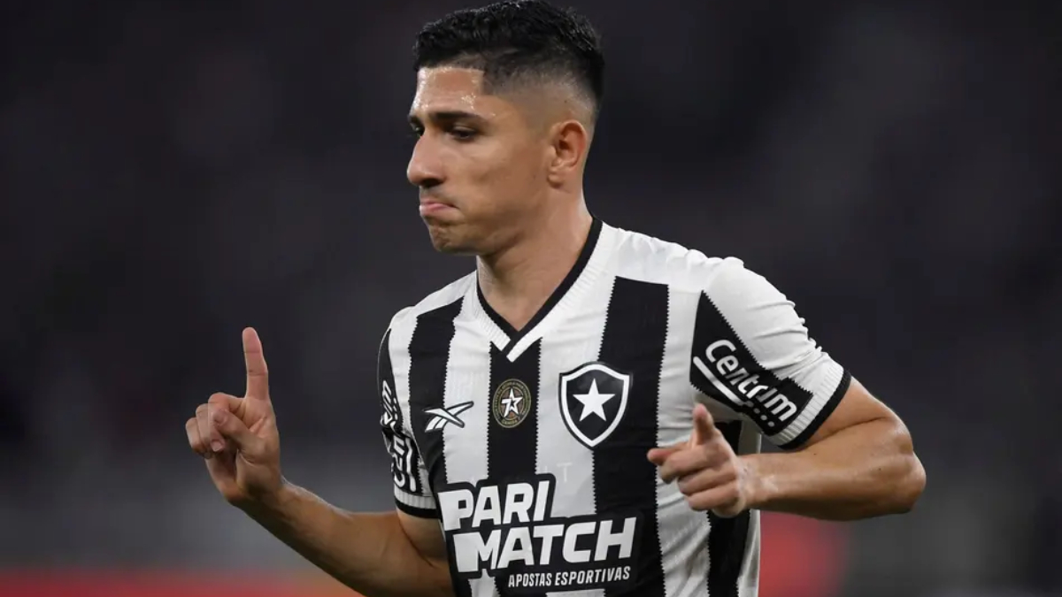 Savarino disputou 63 partidas, marcou 15 gols e deu 14 assistências. /Foto: Vitor Silva/Botafogo