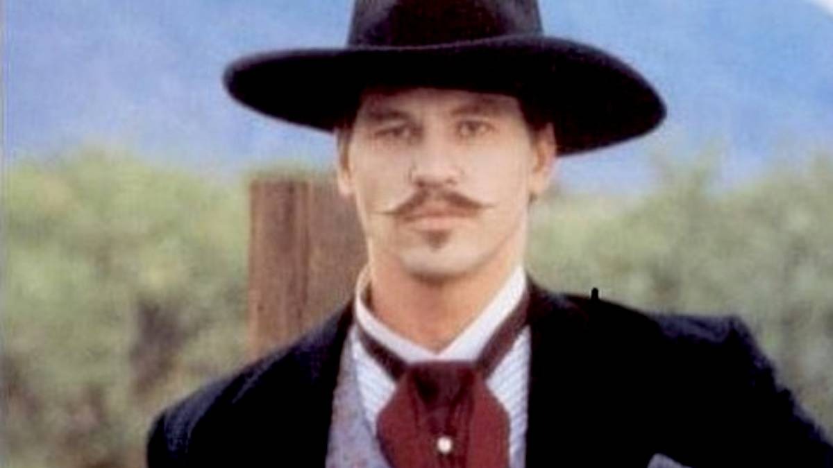 Kilmer interpretou Doc Holliday em Tombstone, em 1993. Reprodução