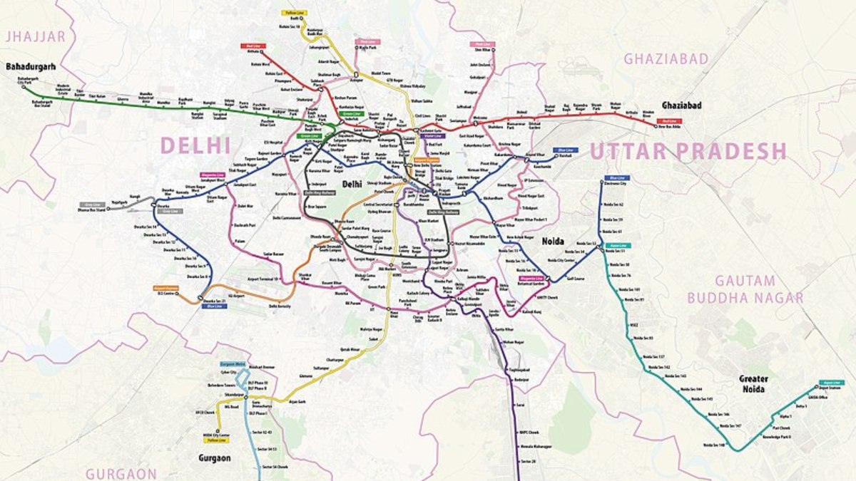 Nova Déli possui a quinta rede de metrô mais extensa do mundo, com 393 km de extensão