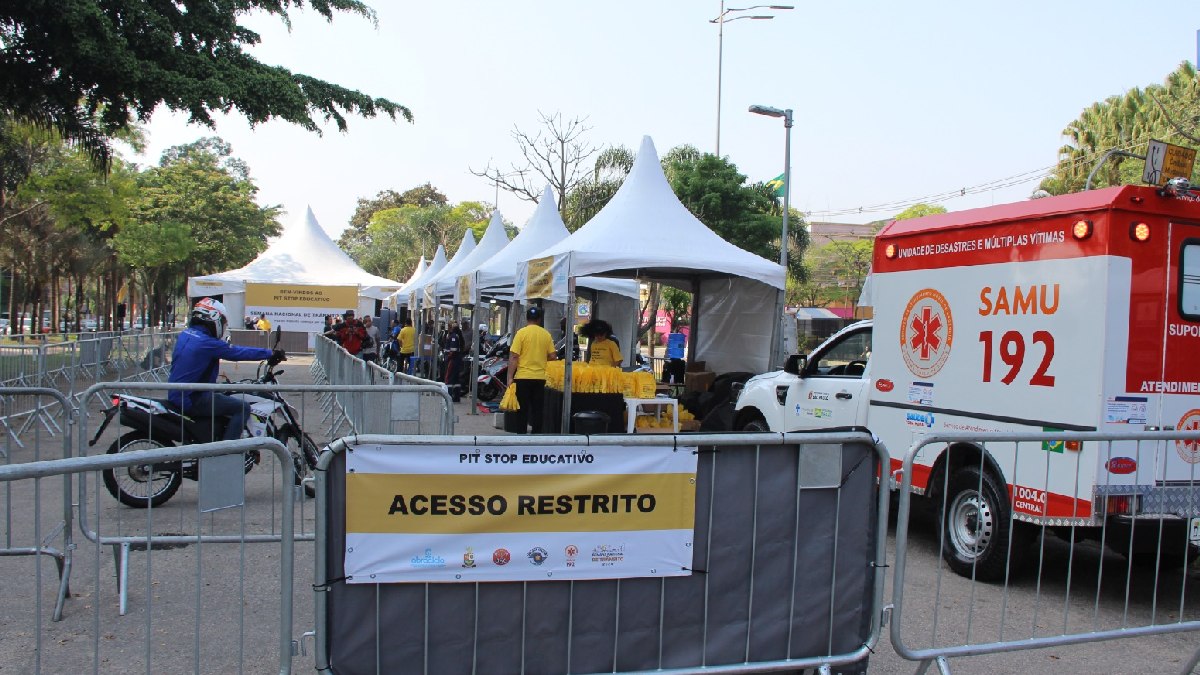 Neste ano o tema nacional da campanha é "Desacelere, seu bem maior é a vida". Foto: Marcos Mattos/CET-SP
