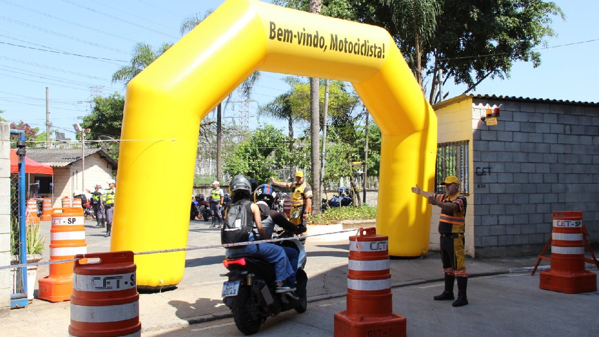 Companhia de Engenharia de Tráfego (CET) realiza Pit Stop Educativo, nesta quinta-feira (15/5) e sexta-feira (16/5).