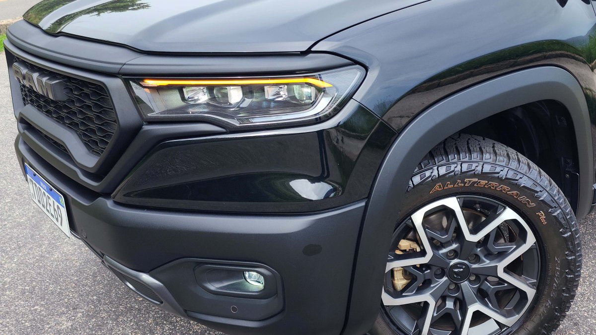 Versão traz os recursos de assistência ao motorista (ADAS) como controle de cruzeiro adaptativo. /Foto: Luiza Kreitlon/AutoMotrix