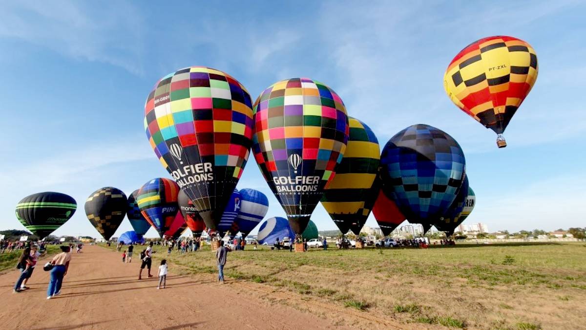 A competição acontece em junho, entre os dias 22 e 24 (domingo à terça-feira), no Aeródromo de Rio Claro, reunindo os melhores pilotos do país. Copa do Brasil de Balonismo Rio Claro/Divulgação-PMRC
