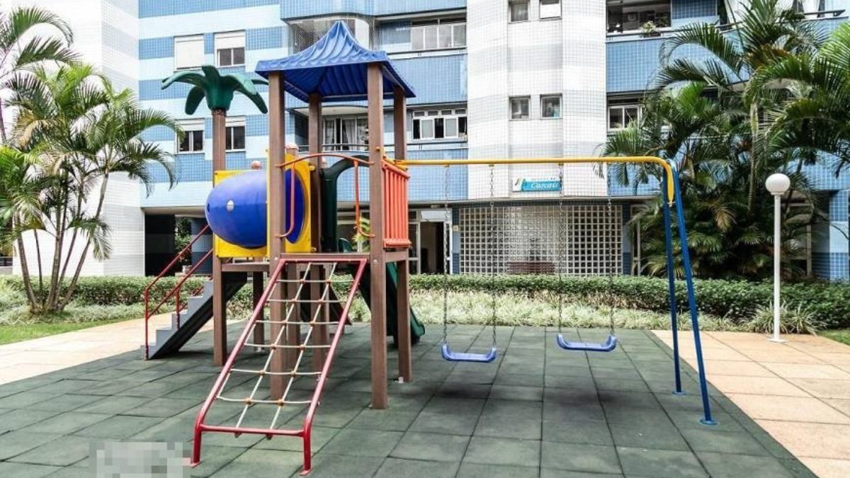 Crianças podem aproveitar no parquinho do condomínio. /Foto: Divulgação