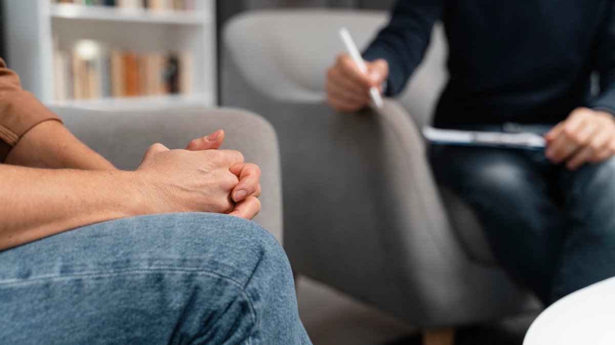 Fazer terapia ajuda a mudar o hábito de reclamar