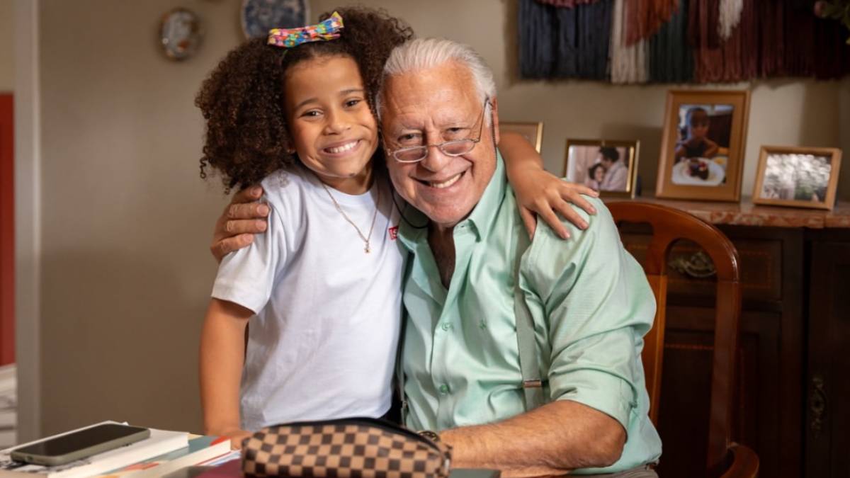 Família Silva e Silva está de volta! Após quase 35 anos, um dos seriados infantis mais icônicos da TV Cultura, 'Mundo da Lua', ganha uma nova temporada, agora, acompanhando as aventuras de Emília, filha de Lucas Silva e Silva. 