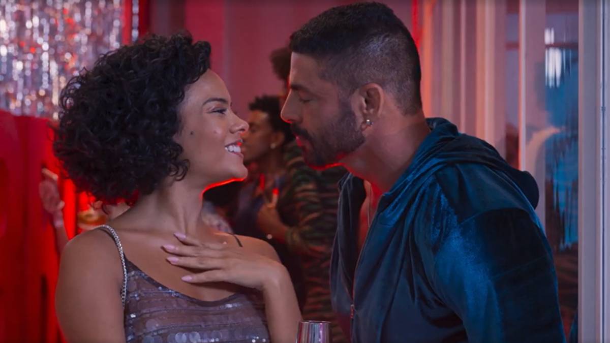 No capítulo dessa segunda-feira (16/6) de 'Vale Tudo', Maria de Fátima (Bella Campos) vai provar mais uma vez que é capaz de se safar de todas as situações.