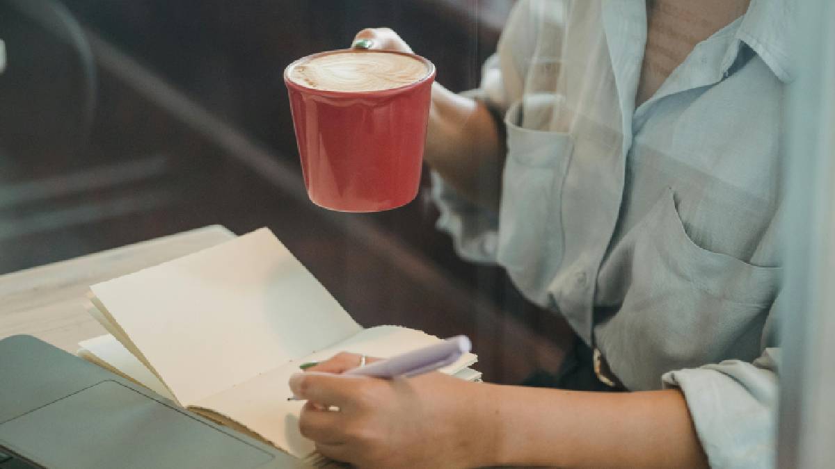 A cafeína aumenta os níveis de adrenalina no sangue | Mizuno K | Pexels