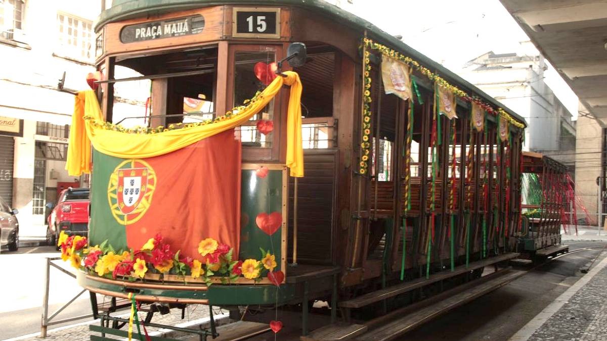 Evento integra o calendário oficial de Santos e ocorre no Largo Marquês de Monte Alegre e nos Arcos do Valongo. Divulgação/PMS