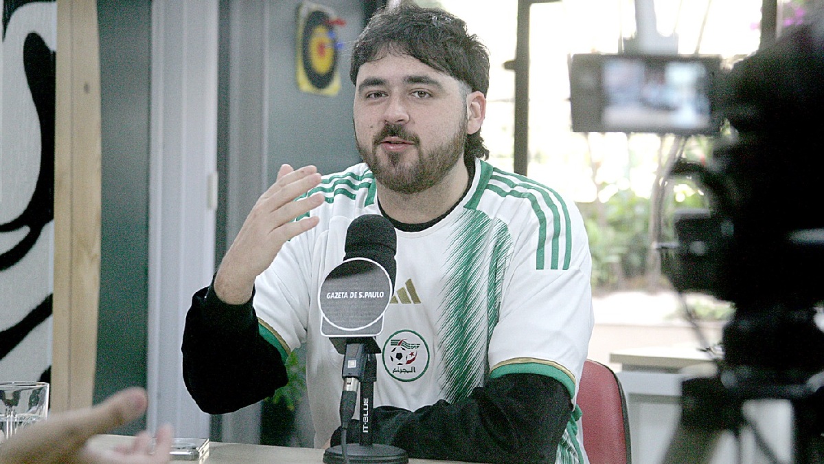 O jornalista também opinou sobre o Neymar e o custo-benefício do craque ao Santos, além da possível mudança de localização do estádio do alvinegro praiano - (Thiago Neme/Gazeta de S.Paulo)