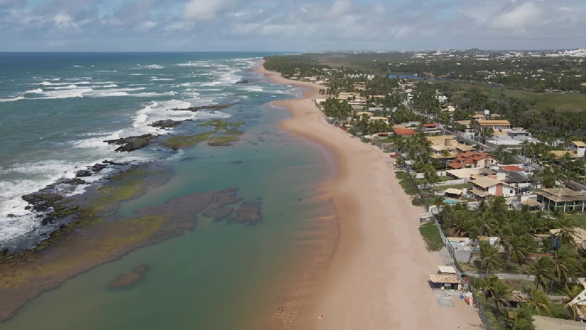 Camaçari, na Bahia, é um destino que combina praias paradisíacas e natureza