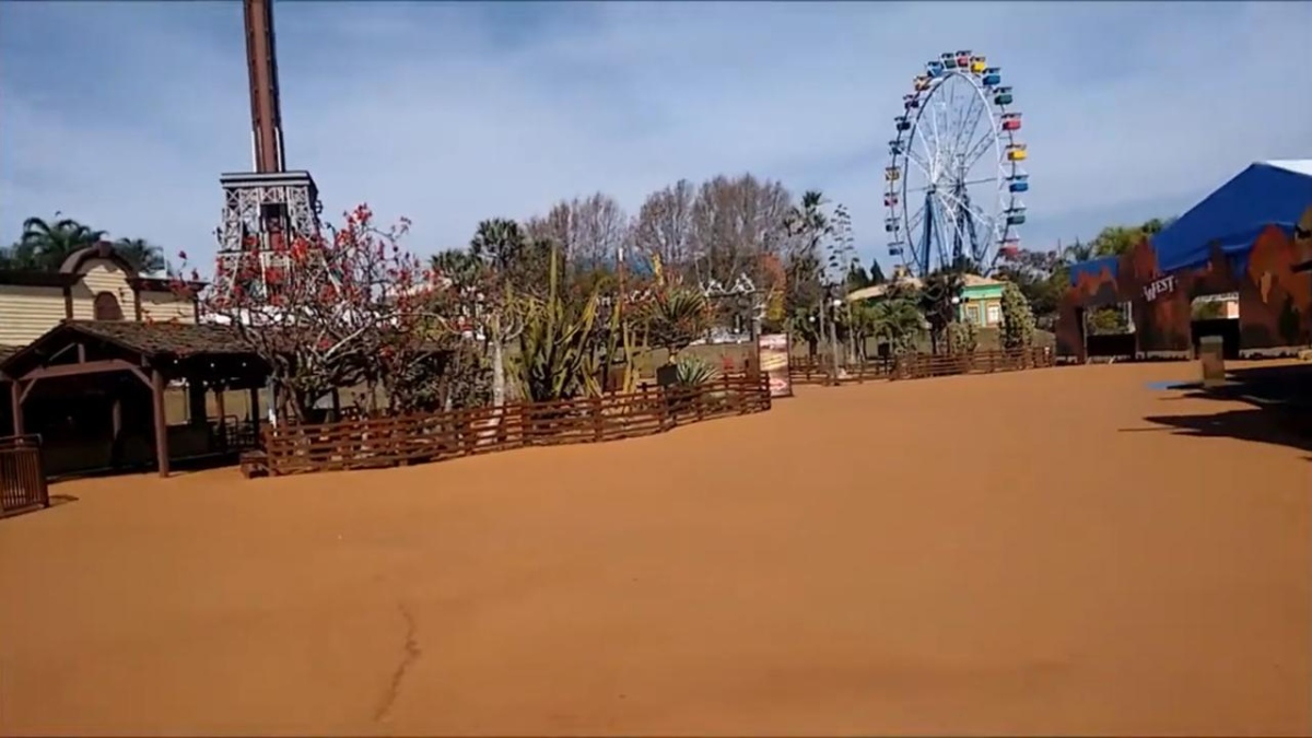 Essa parte do parque é toda temática de velho-oeste