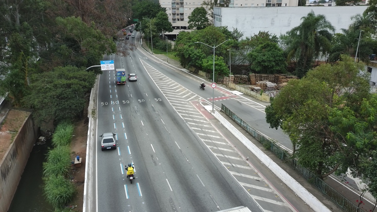 Vias já tinham dois trechos com as faixas/Renato Pinheiro/Secom