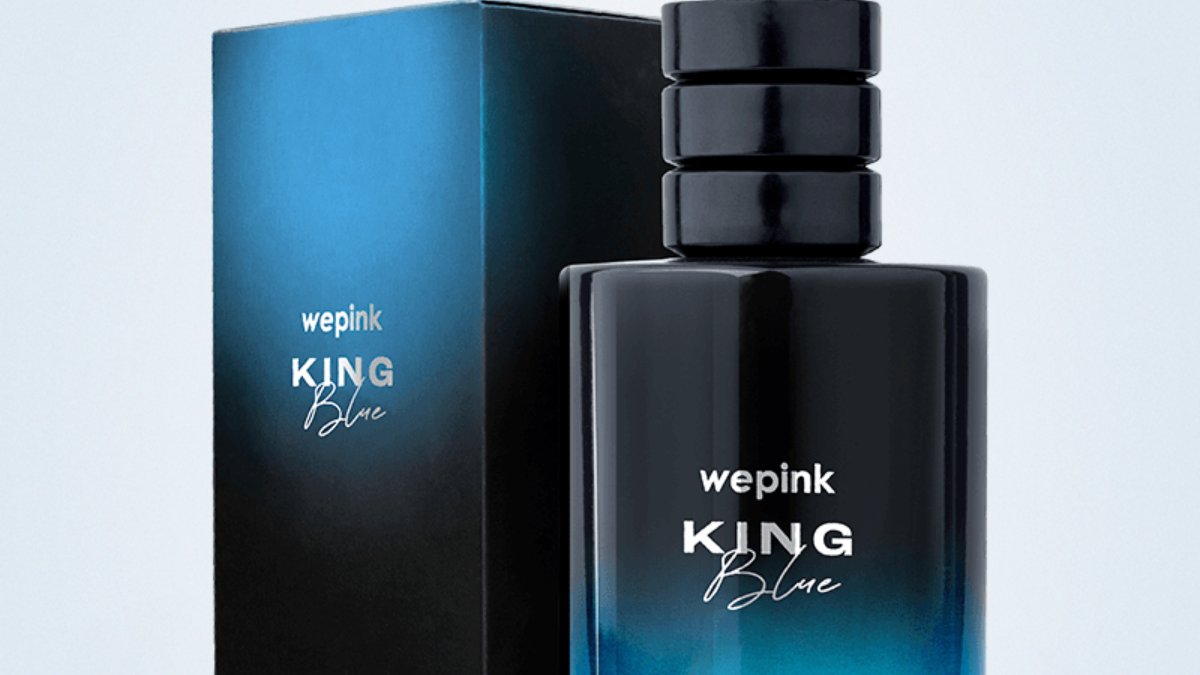 A fragrância é inspirada no perfume Invictus Victory Elixir da marca Paco Rabanne. De forma descontraída e bem-humorada, o influenciador afirma que o perfume "tem cheiro de homem baladeiro".