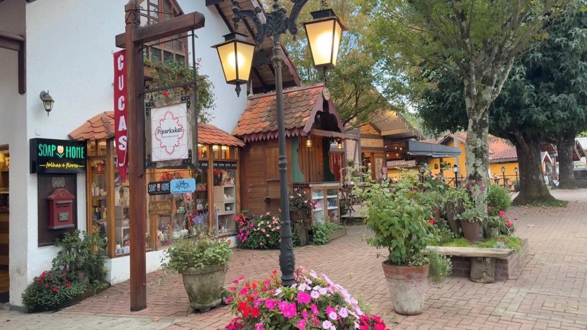 A arquitetura de Monte Verde é muito parecida com a da Alemanha