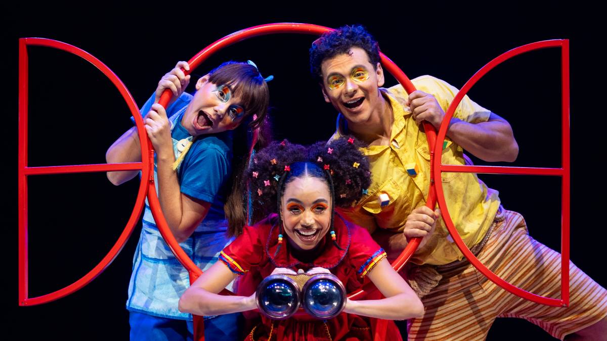 Pensado para ser acessível em todas as etapas da criação, o espetáculo infantil 'Da Janela' desembarca em São Paulo para uma temporada no Teatro Multiplan, no Morumbi Shopping.