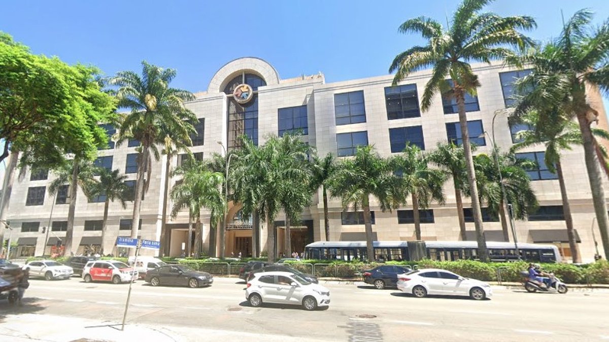 Shopping Iguatemi foi o primeiro shopping inaugurado no Brasil, em 1966 Reprodução/Google Street View