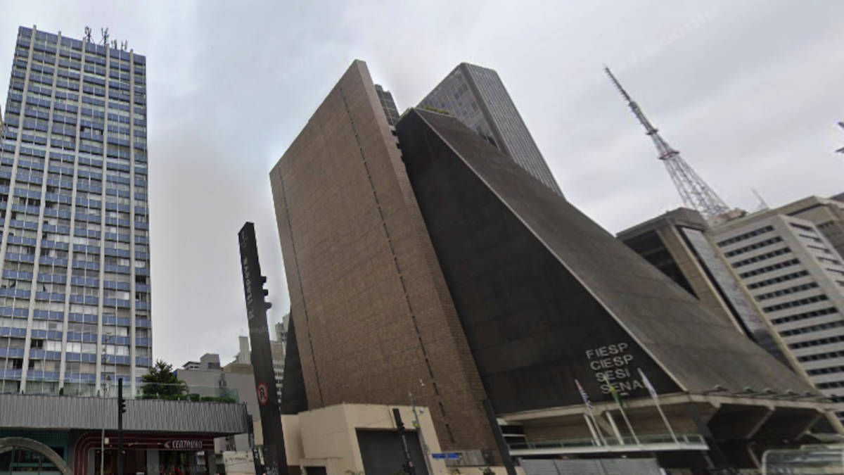 3 - Localização estratégica, na Avenida Paulista, área de alto valor e influência econômica.