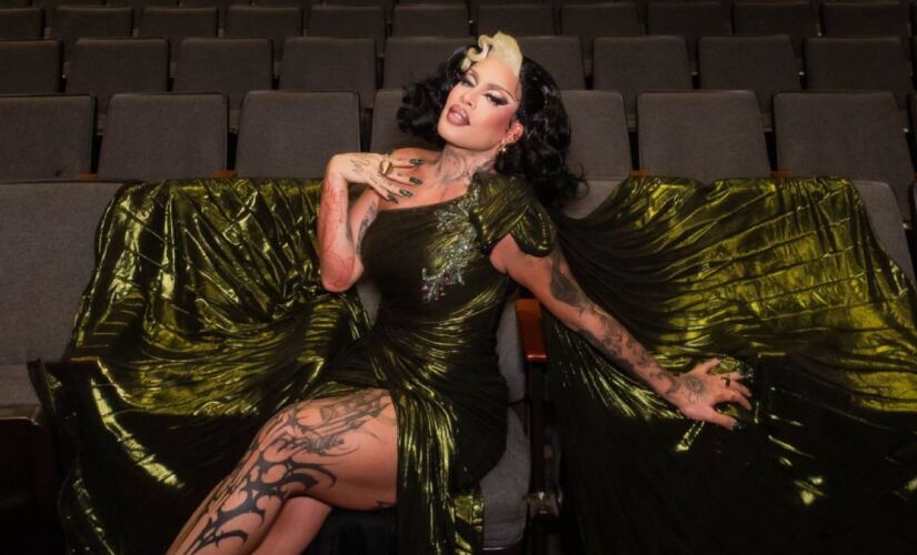 Atriz e cantora Gloria Groove assumirá o papel de Madame Morrible, uma das vilãs do espetáculo, nas próximas duas semanas, a partir deste sábado (23/8). 