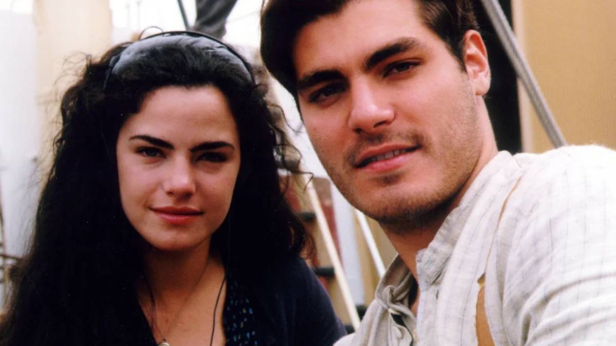 História é contada através da história de amor dos jovens Matteo e Giuliana, que se conhecem em um navio vindo da Itália e se desencontram chegando em terras brasileiras.