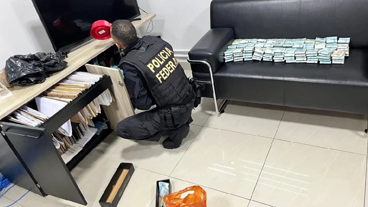 Ainda não há informações sobre o que foi apreendido com o prefeito da cidade.  Fotos: Divulgação/PF