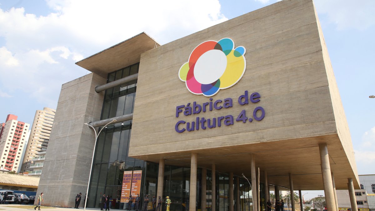 Para quem gosta de cultura, o Museu de História e Arte de São Bernardo do Campo e o Teatro Lauro Gomes oferecem uma programação variada de eventos. Foto: Reprodução/Wikimedia Commons