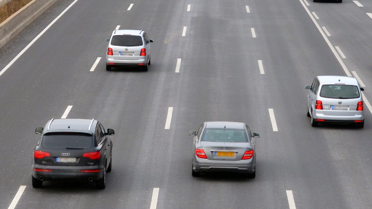 Depois dos 100 mil quilômetros os carros começam a apresentar falhas. Imagem: PxHere