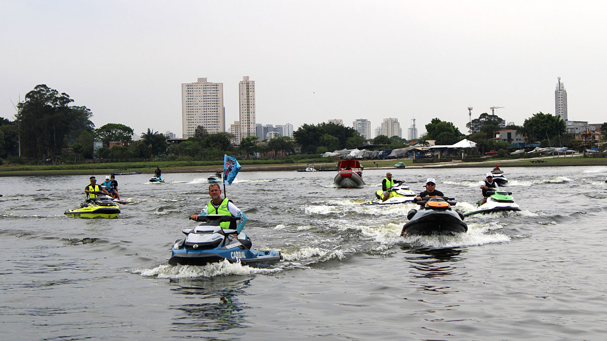 Seis pontos da represa irão receber atividades, incluindo passeios náuticos e encontro de jetskis. Fotos: Divulgação.