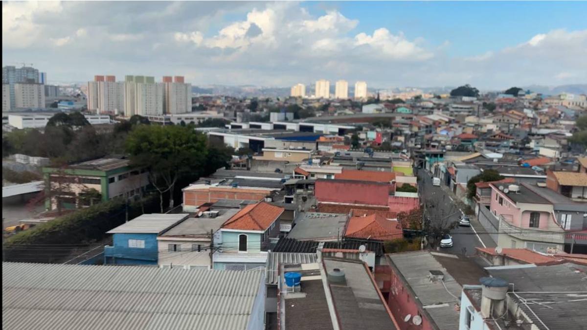 São Mateus, conhecido por sua força cultural e história ligada à Zona Leste, também carrega um título preocupante: é o bairro mais violento da cidade, segundo levantamento. A quantidade de roubos e furtos chama atenção e evidencia o desafio de viver no extremo leste.