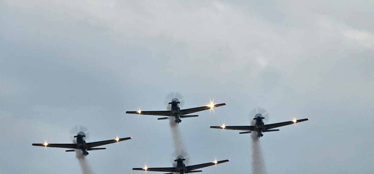 Campo de Marte, na zona norte de São Paulo, recebe o Domingo Aéreo 2025, evento gratuito da Força Aérea Brasileira (FAB).