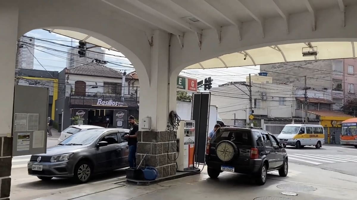 O posto de gasolina na região central de São Paulo é um patrimônio histórico da cidade de São Paulo - Reprodução/YouTube