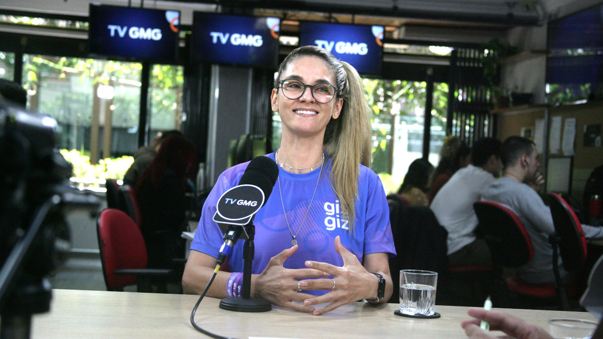 Gis participou do programa 'Direto da Gazeta' na TV GMG em São Paulo, na zona sul da Capital.