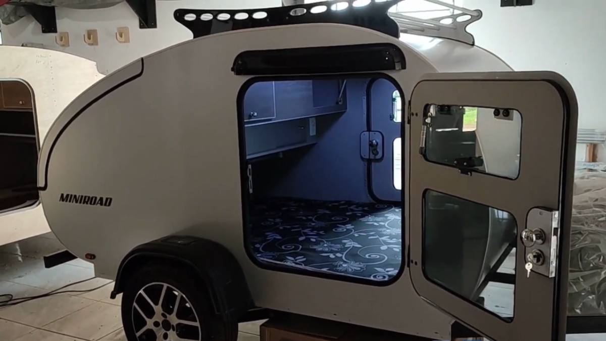Um mini trailer construído por menos de 800 euros está conquistando viajantes na Itália (Foto ilustrativa/Reprodução/Youtube)